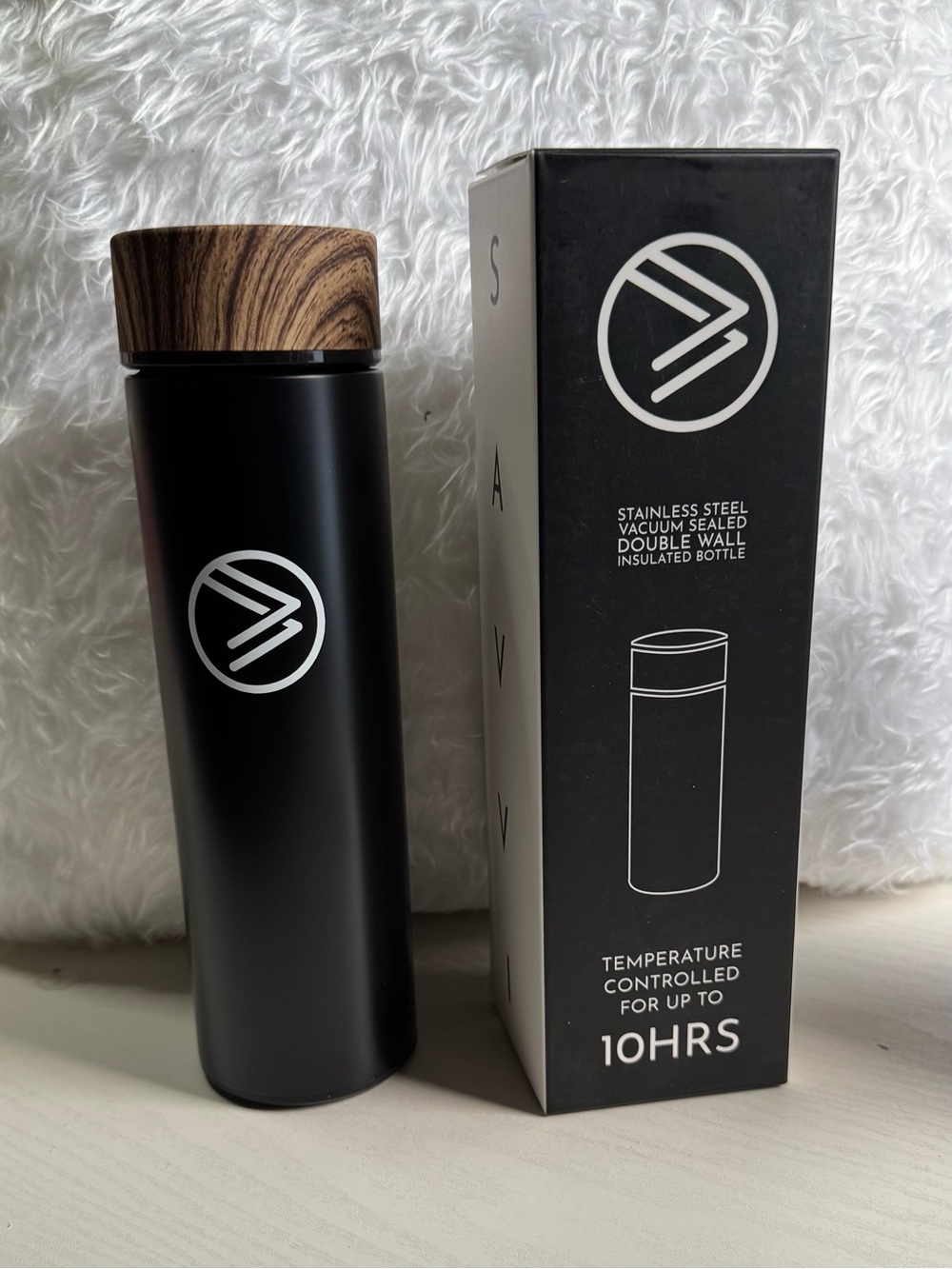 SAVVY Black Stainless Steel Insulated Bottle with Wood-Effect Lid